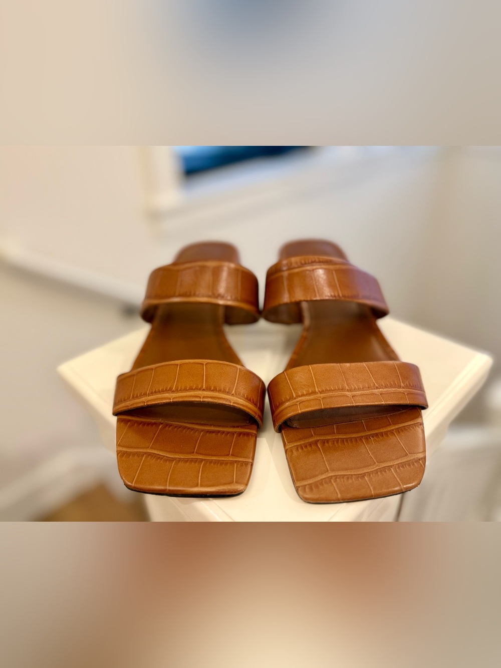 New Marc Fisher LTD Cognac Croc Embossed Block Heel Slide Sandals Women’s Size 9